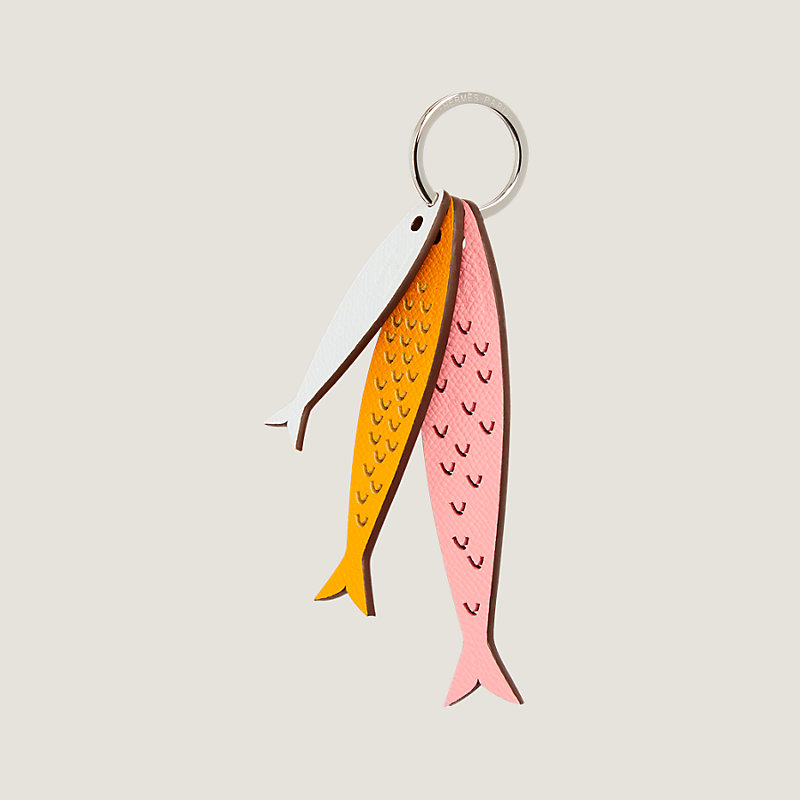 新作*HERMES*レザー キーホルダー ３連イワシ 魚 チャーム 楽天市場】未使用・展示品 エルメス HERMES プティアッシュ